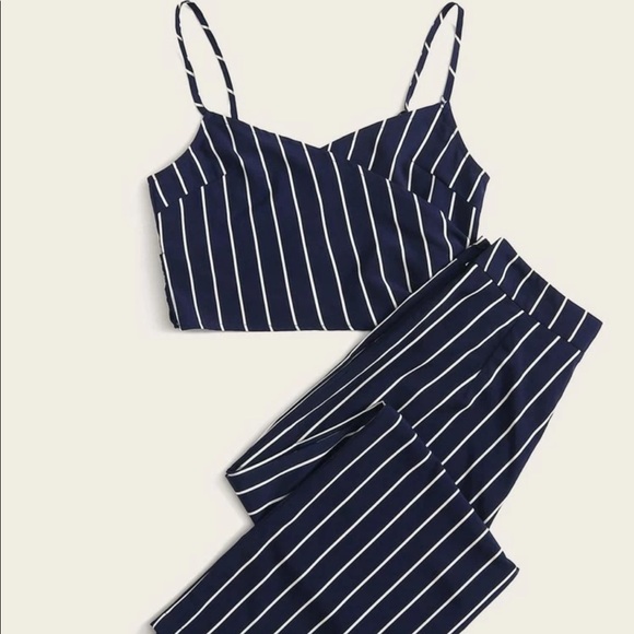 Two piece set - Picture 2 of 2